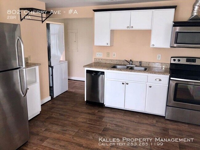 Building Photo - Very cute 2 Bed 1 Bath duplex in Sumner