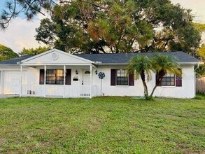 Building Photo - 6717 Mornay Cir