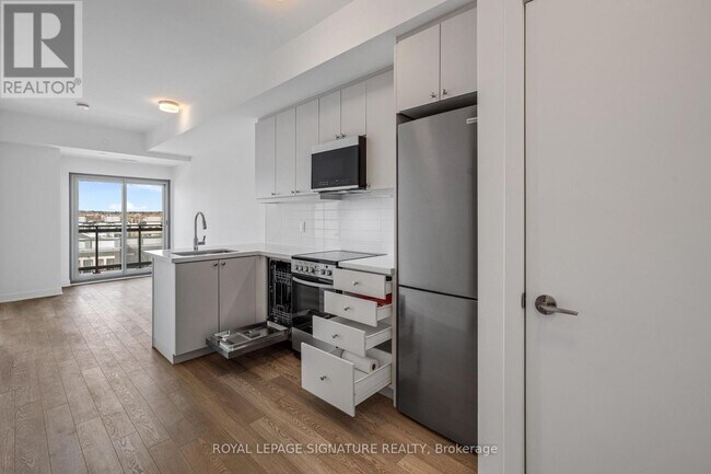 Photo du bâtiment - 51 Clarington Blvd