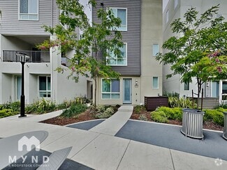Building Photo - 878 Estuary St