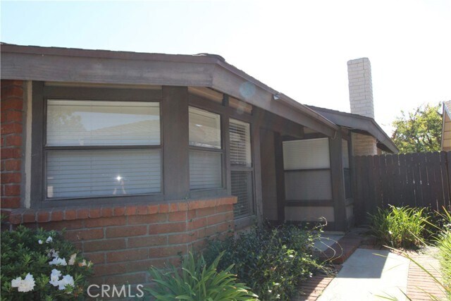 Building Photo - 1127 Cabrillo Park Dr