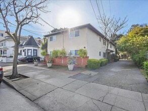 Building Photo - 610 Santa Clara Ave