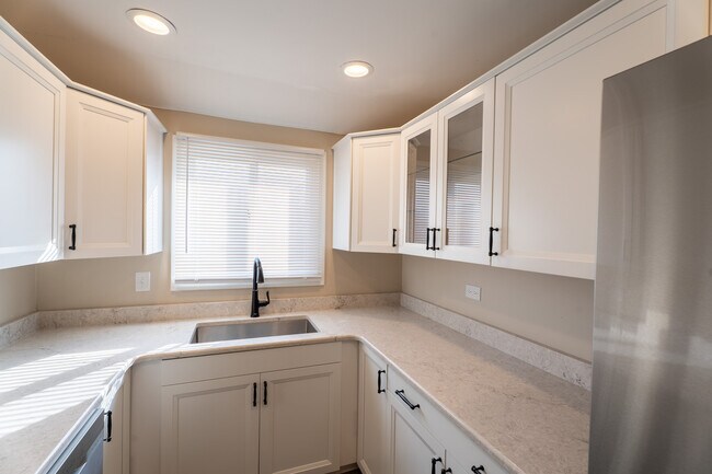 Foto del edificio - 774 Terrace Ct