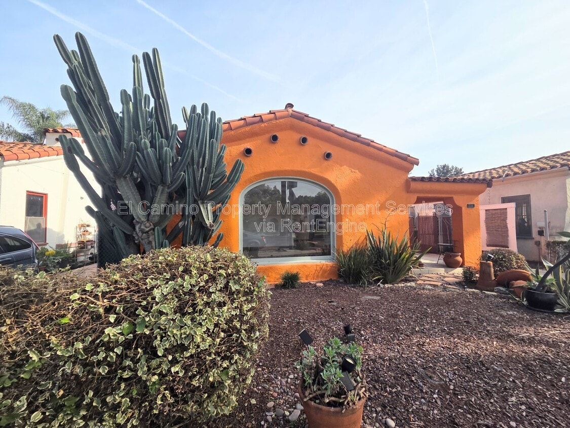 Photo - 2068 San Francisco Avenue