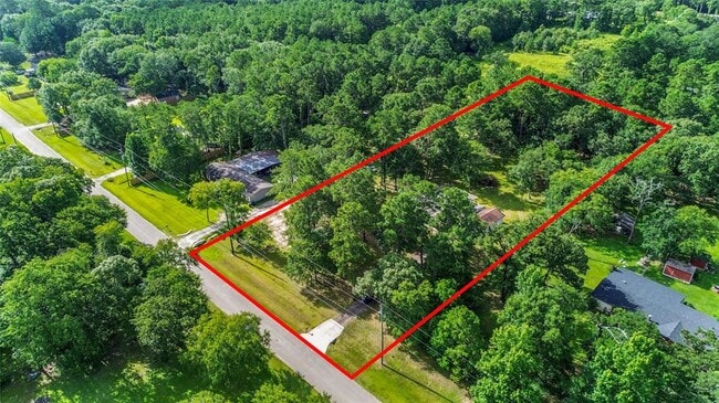Building Photo - 18915 Sawmill Dr
