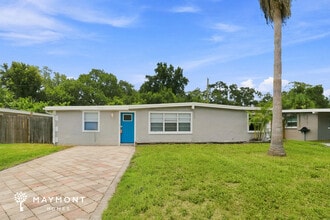 Building Photo - 2156 Alemanda Dr