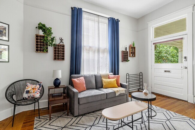 Foto del edificio - The Laurens Cottage | University Hill