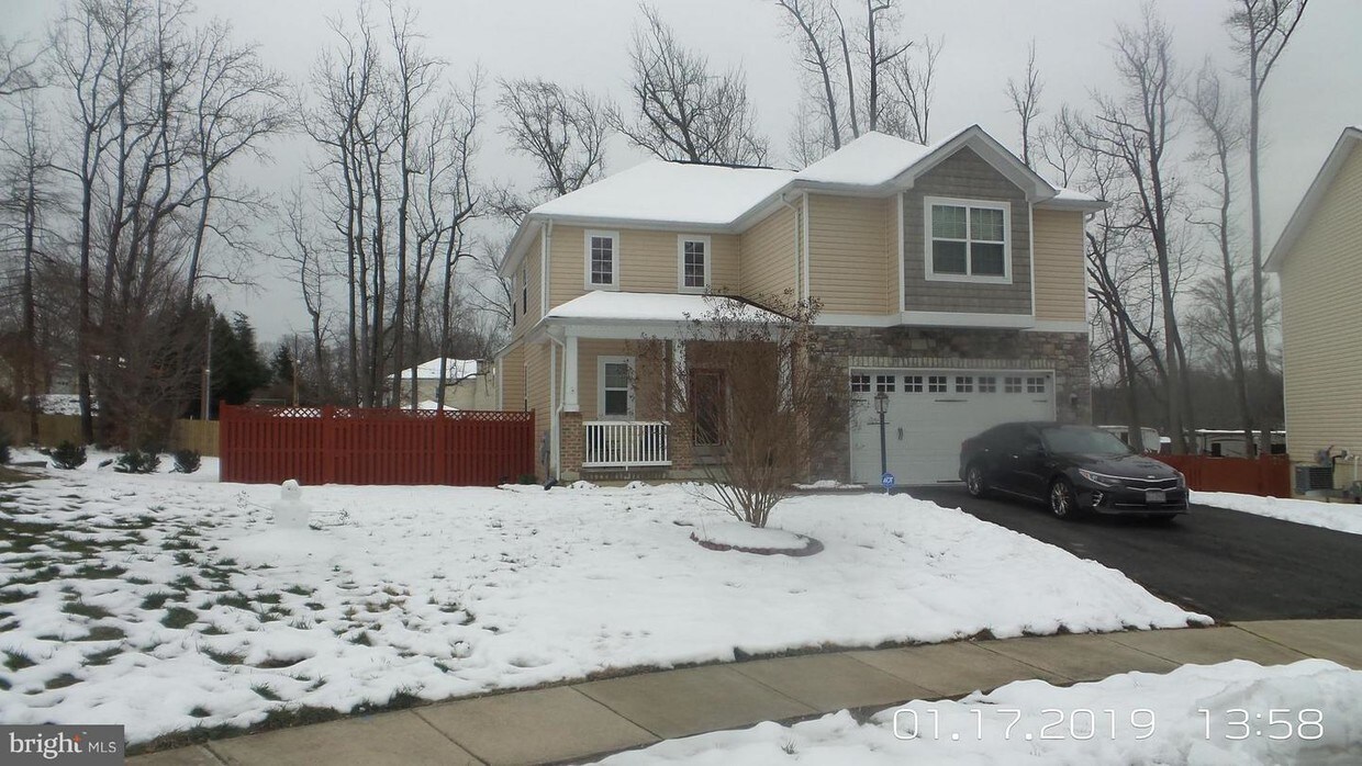 Foto principal - 18595 Quantico Gateway Dr