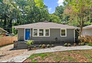 Building Photo - 2245 Nelms Dr SW