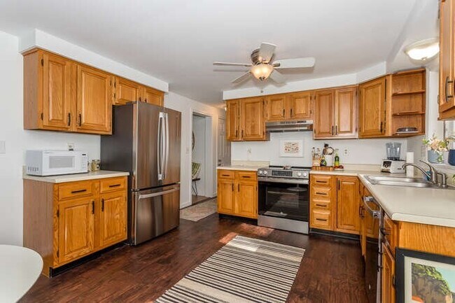 Foto del edificio - 50 Brookside Ave