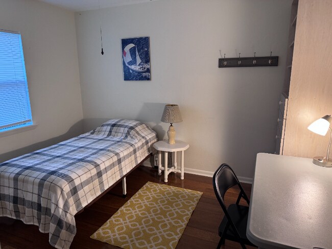 Foto del edificio - 4530 NW 27th Terrace