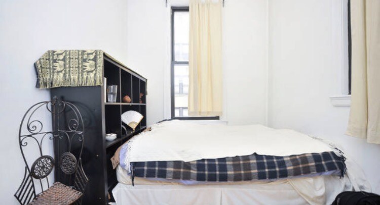 Foto del edificio - 212 W 79th St