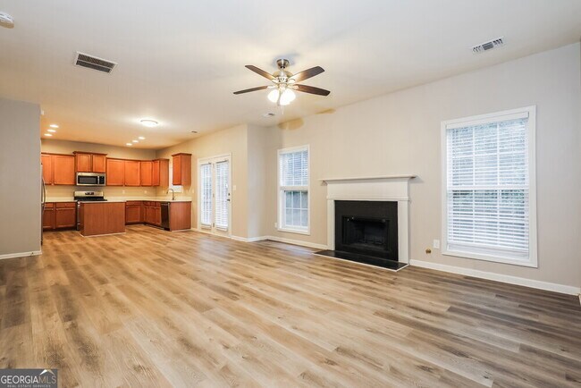 Building Photo - 908 Maple Leaf Dr