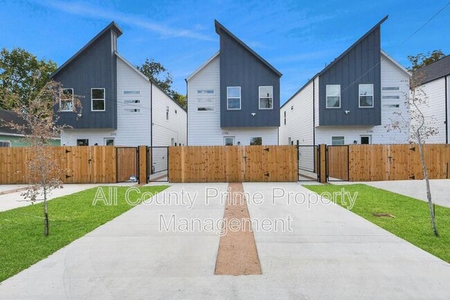 Photo - 2708 Bostic St House