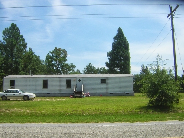 Primary Photo - 800 Skidmore Ln