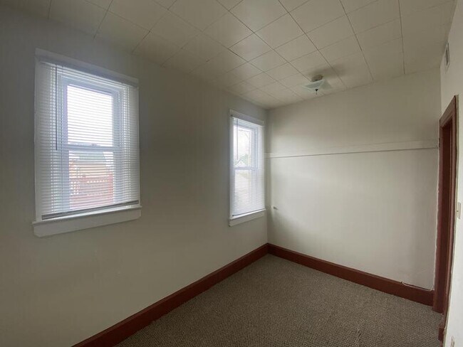 Foto del edificio - 13413 S Baltimore Ave