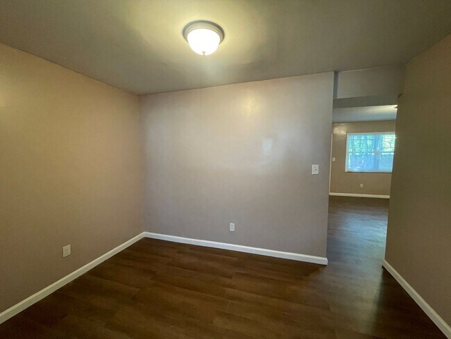 Foto del edificio - 4 Bedroom Townhome