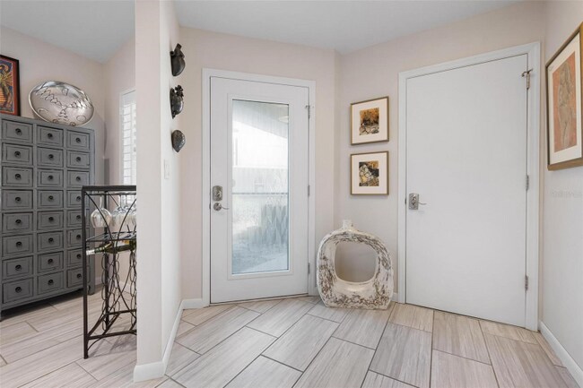 Foto del edificio - 226 Chartley Ct N