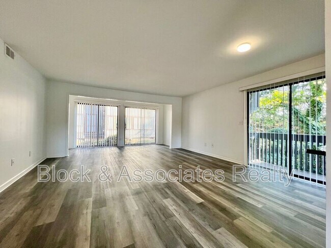 Foto del edificio - 123 Cedar Cove Ln