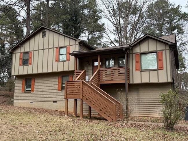 Building Photo - 4472 Calumet Dr NW