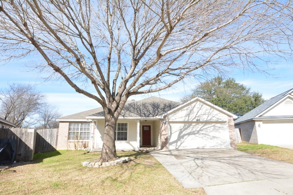 Primary Photo - 2712 Greenbriar Ct