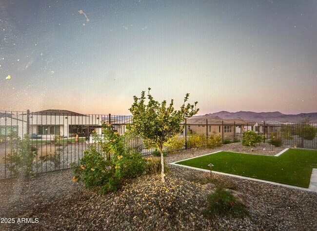 Foto del edificio - 18166 E Juniper Oaks Dr