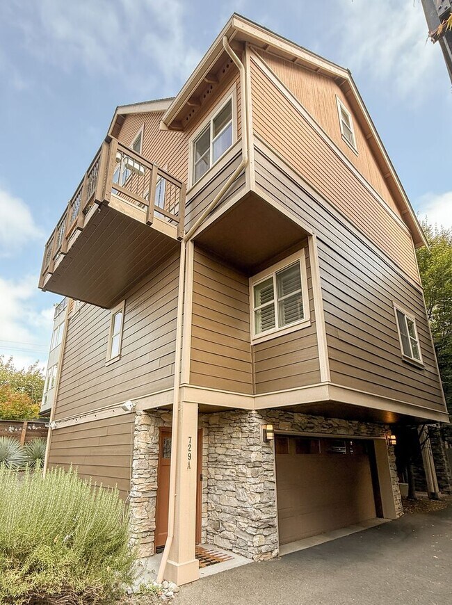 Foto del edificio - 3Bd/2.5Ba Seattle Townhouse