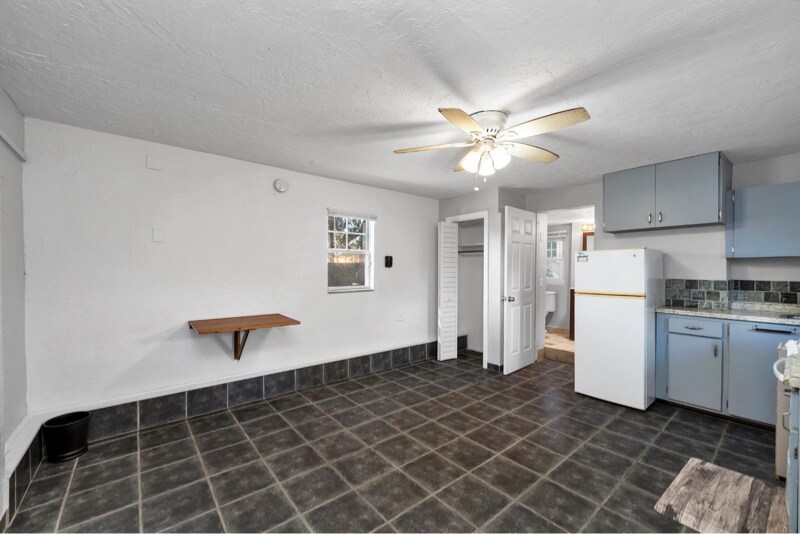 Foto principal - 3320 6th Ave N