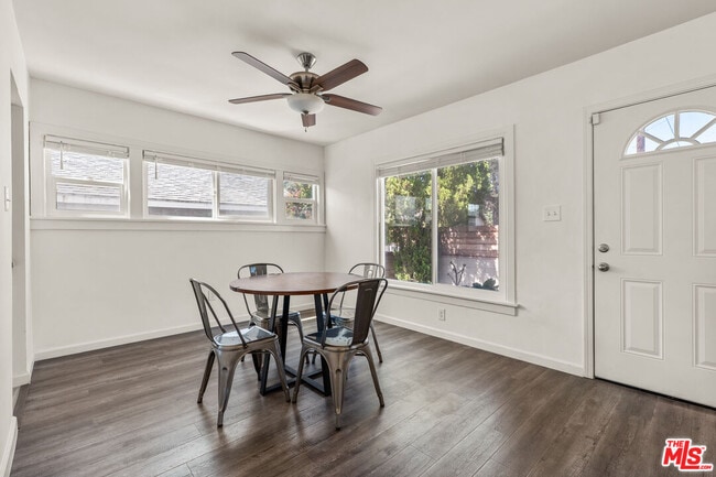 Foto del edificio - 4910 Monte Vista St