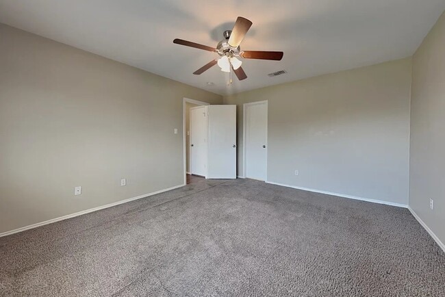 Building Photo - 10321 Pleasant Mound Dr