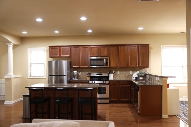 Building Photo - 3543 Archgate Ct