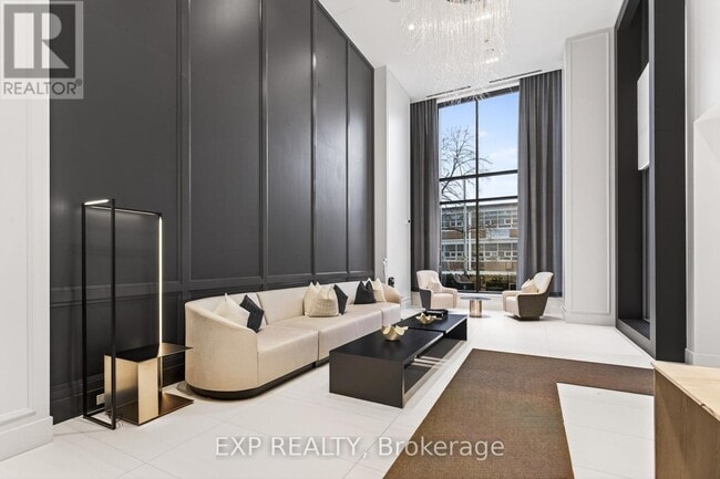 Building Photo - 115 Denison Ave