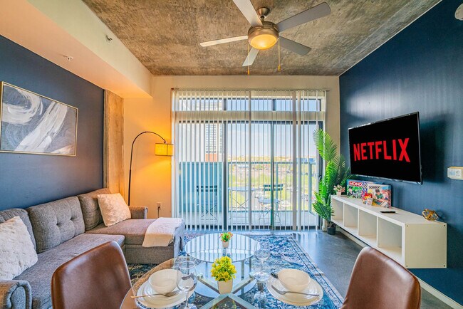 Building Photo - 810 N 4th St