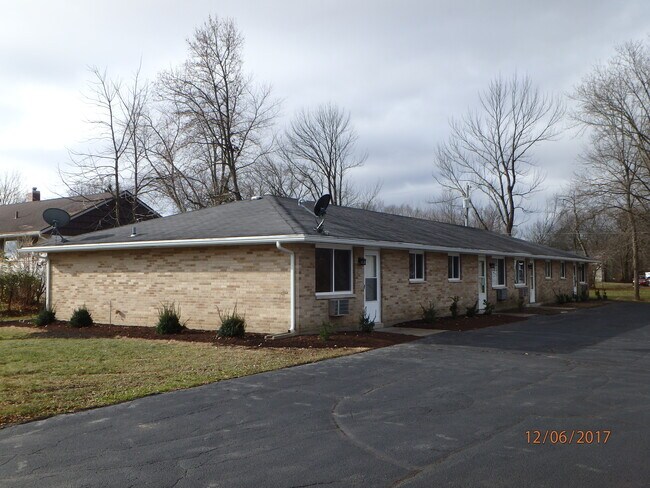 Building Photo - 51 Gloria Ave