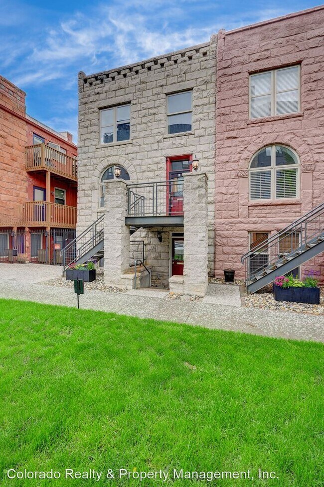 Building Photo - 3 br, 3 bath House - 1411 E 16th Ave