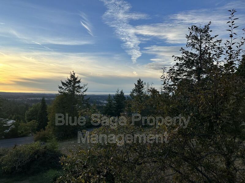 Primary Photo - 773 Ravens Ridge Rd