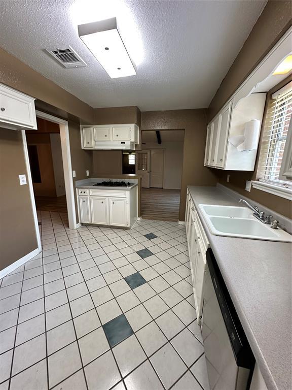 Foto del edificio - 3919 Forest Bluff Dr