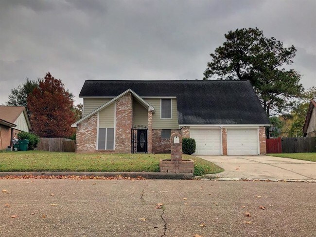 Building Photo - 503 La Riviera Dr