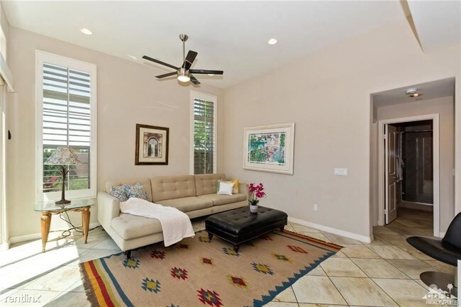 Building Photo - 3 br, 3 bath House - 52040 Graythorn Way