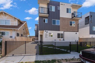 Building Photo - 1631 S New Hampshire Ave Building Photo - 1631 S New Hampshire Ave