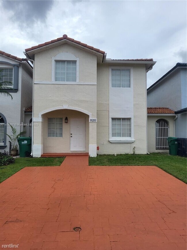 Building Photo - 3 br, 2.5 bath House - 16260 SW 97th St # 0