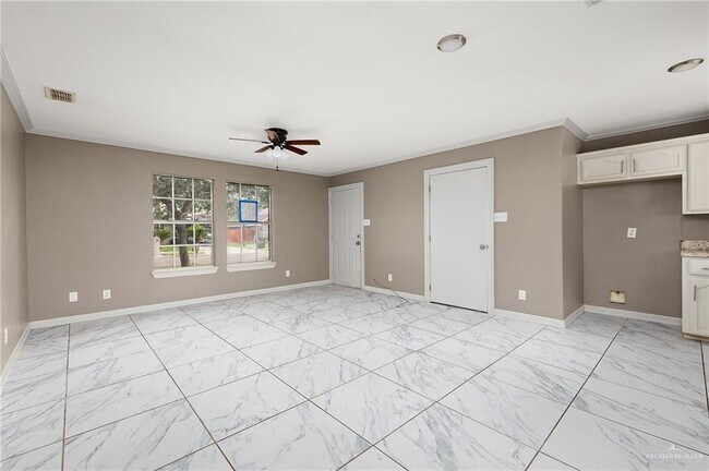 Building Photo - 12 Gabriella Dr