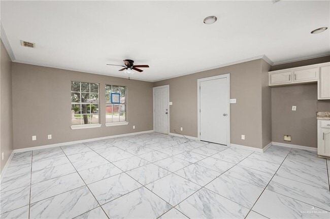 Building Photo - 3900 Gabriella Dr