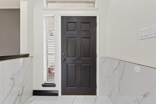 Foto del edificio - 10703 White Bridge Ln