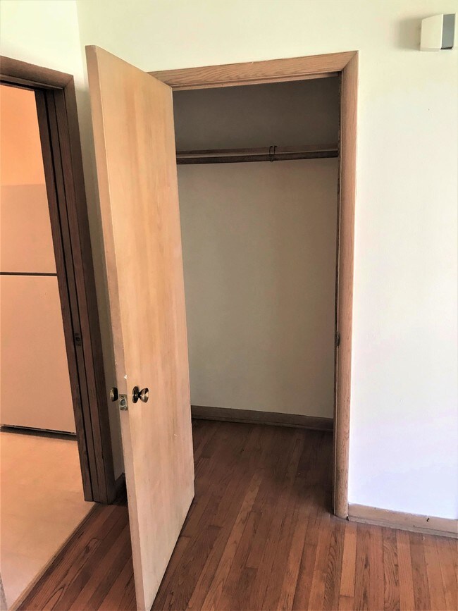 Foto del edificio - 3315 Harvey St