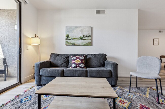 Foto del edificio - 6610 N 93rd Ave