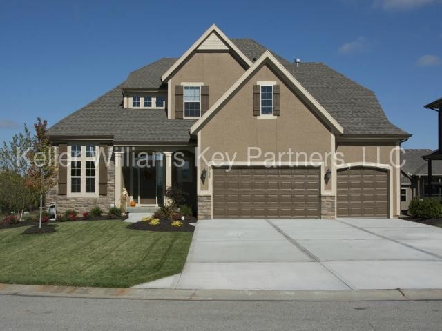 Primary Photo - 9705 Hastings Street, Lenexa, KS, 66227