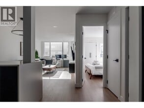 Building Photo - 1270 Robson St