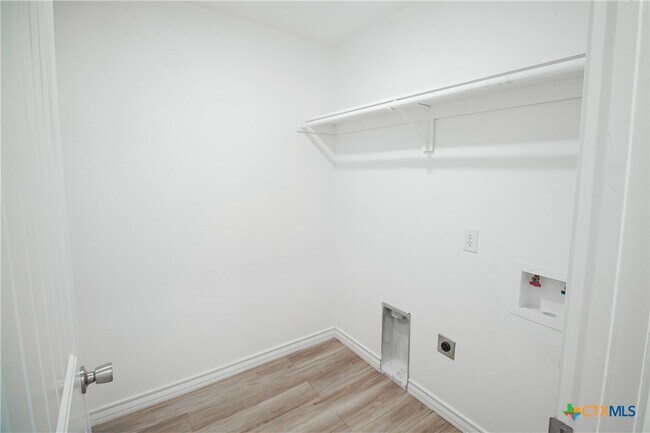 Foto del edificio - 1601 Cloud St