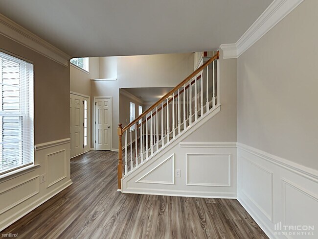 Foto del edificio - 5032 Wicklow Dr
